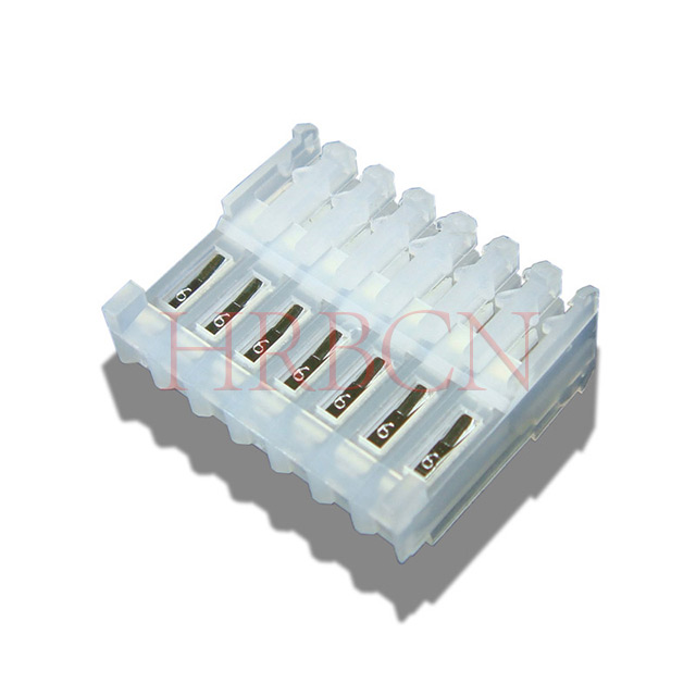 تغذیه 2.54 میلی متری پیچ از طریق IDC با زبانه های قطبی M2051-NR